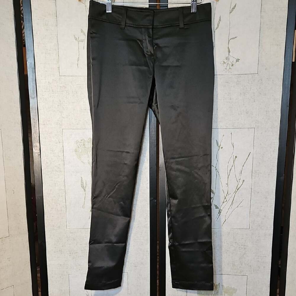 New York & Company Black Skinny Pants with Sleek Slim-Fit Style